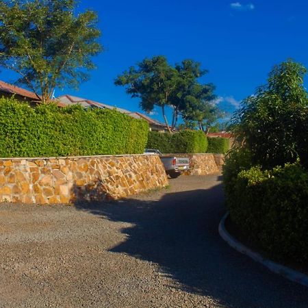 Douglas Lodge & Apartments Λιλόνγκουε Εξωτερικό φωτογραφία