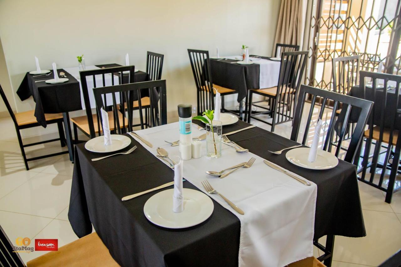 Douglas Lodge & Apartments Λιλόνγκουε Εξωτερικό φωτογραφία